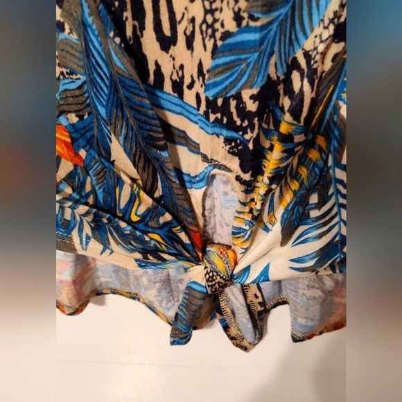 New York Laundry Sleeveless Top - Size 3X - Picture 2 of 4